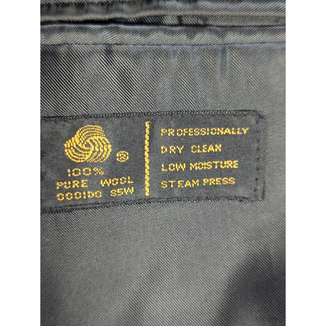 Albert Nipon Men's Tailored jacket - Grey – This … - image 3