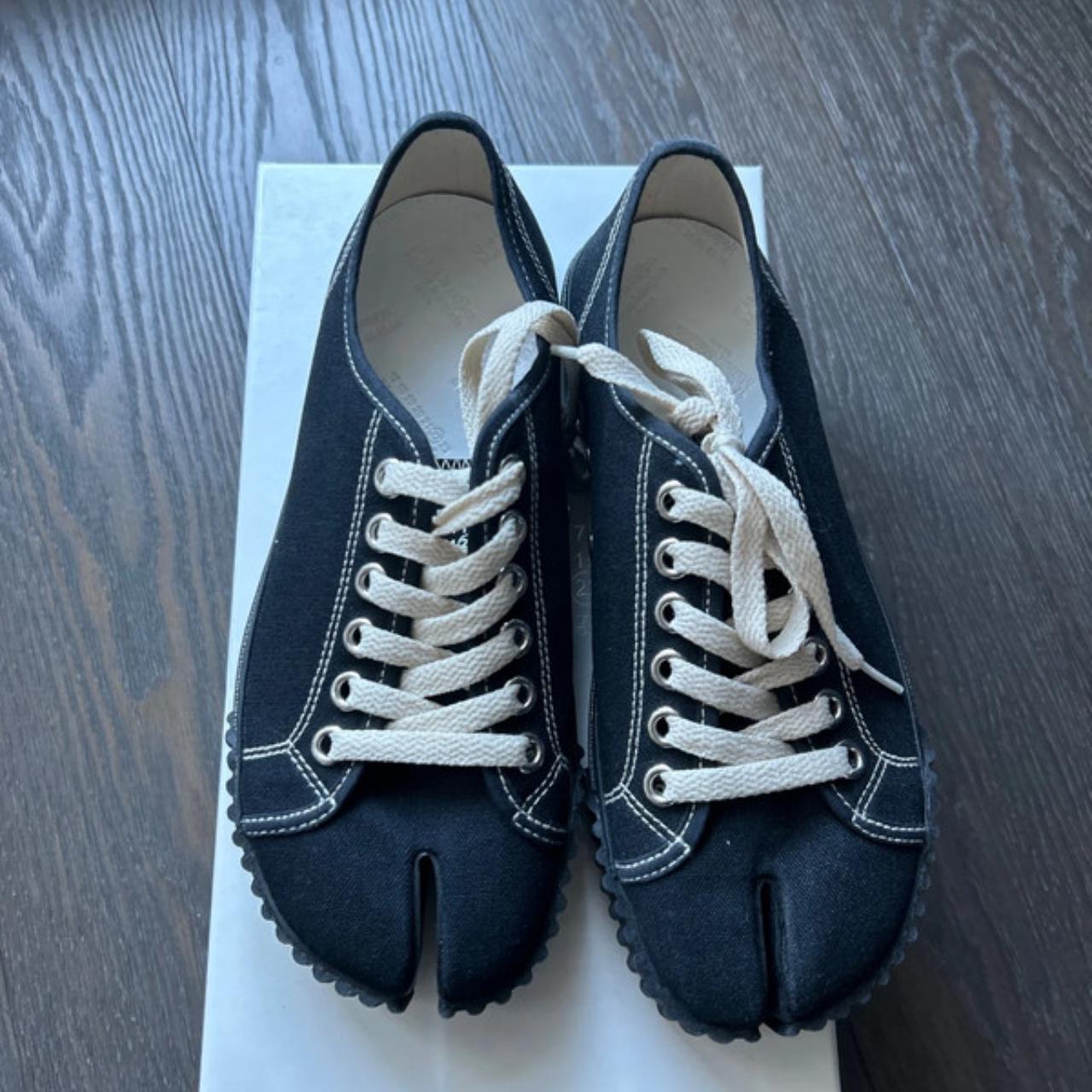 Maison Margiela women's tabi socks sneakers Size 37 ... - Depop