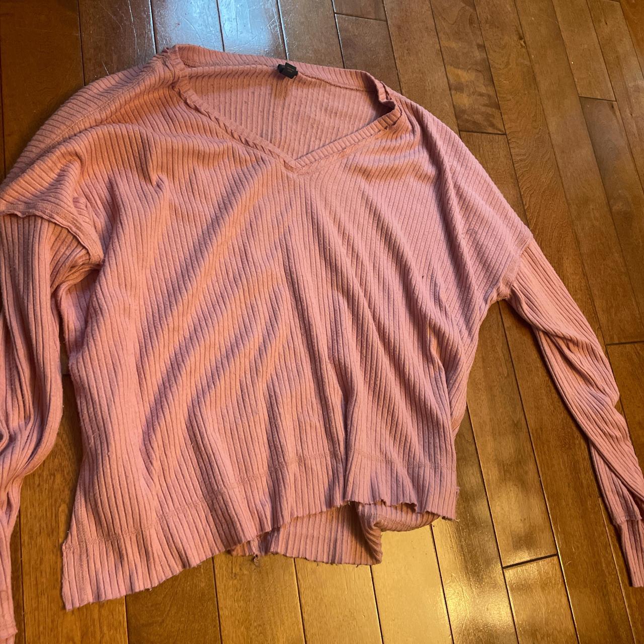 Medium pink wild fable/target sweater, -longer
