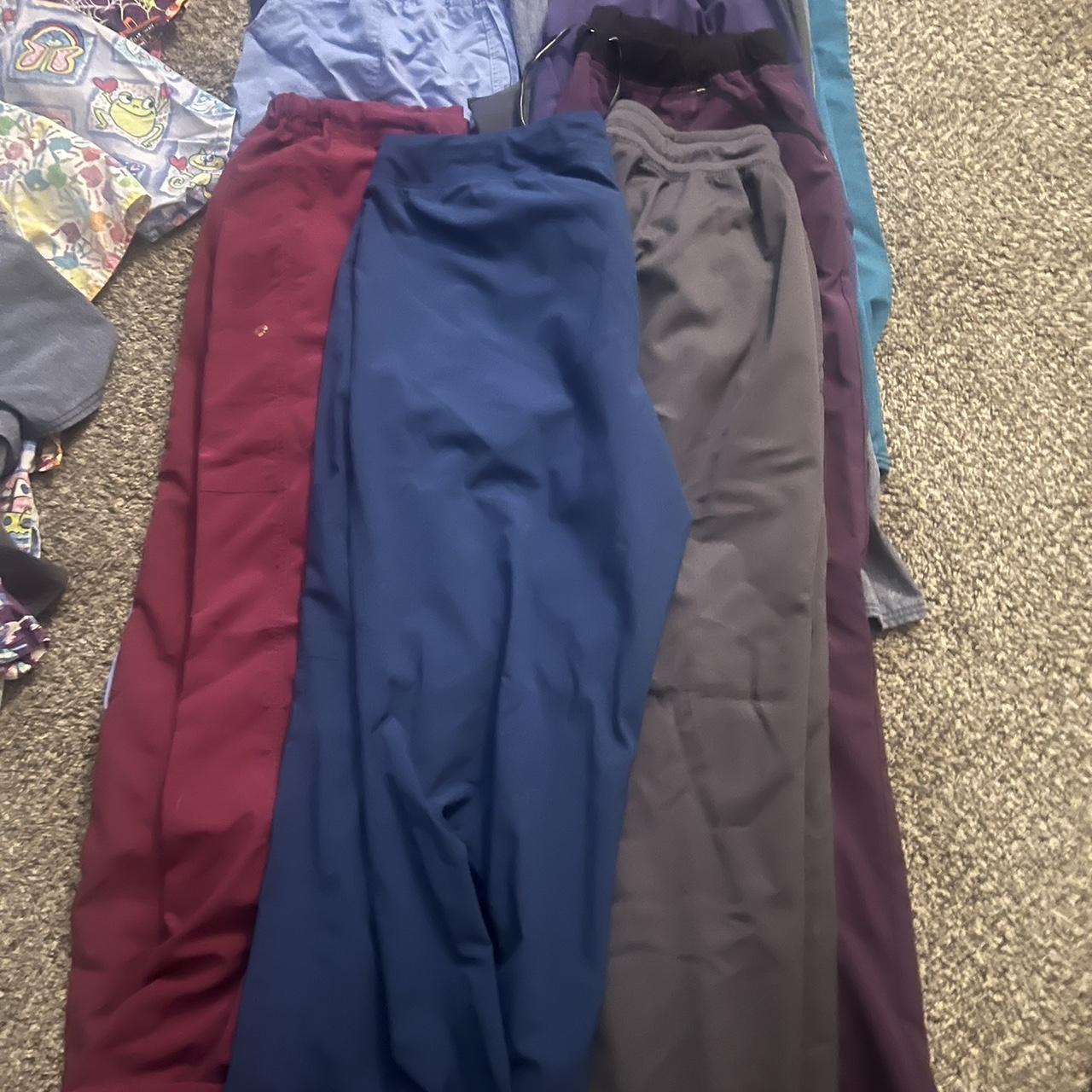 Women's Top - Multi - L – Multiple sets of scrubs… - image 3