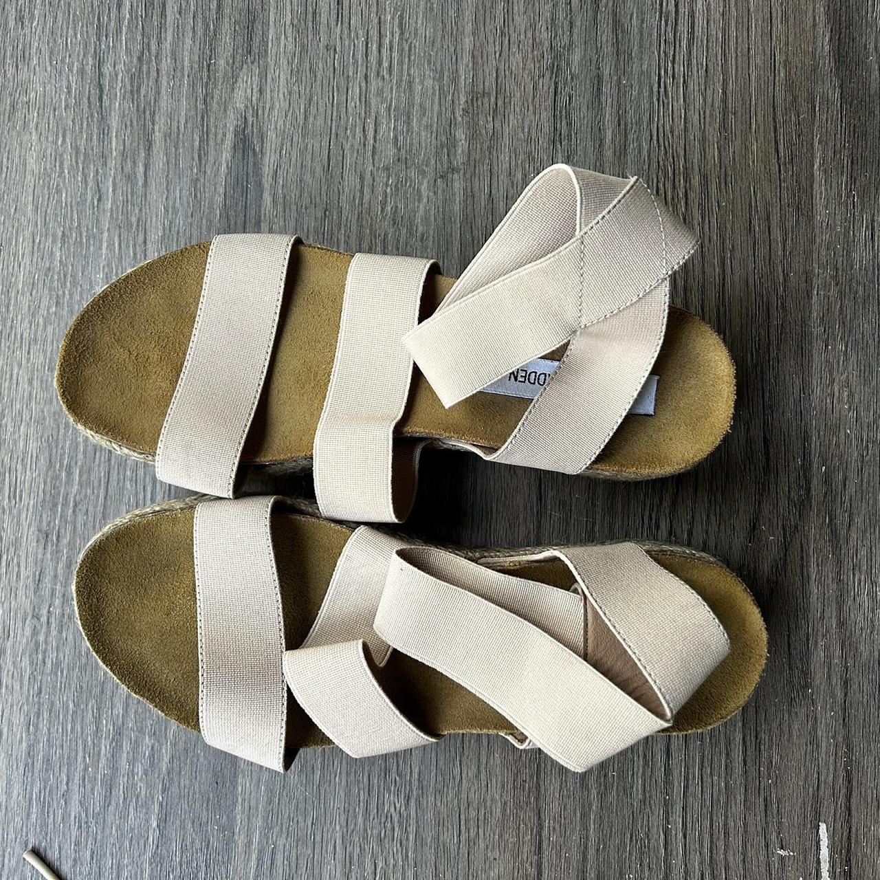 item listed by elleroos