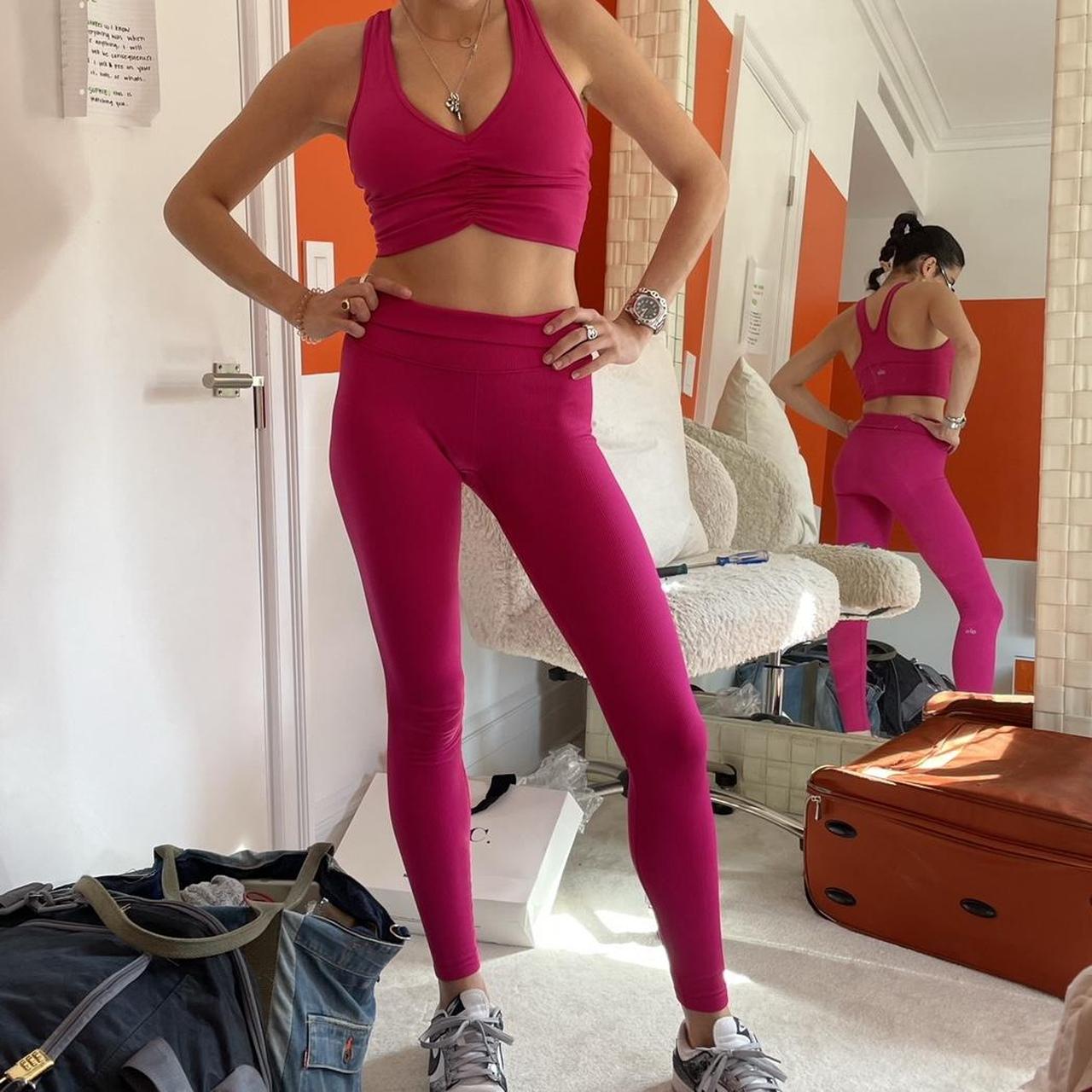 Alo Yoga Leggings Size Small - Color Pink