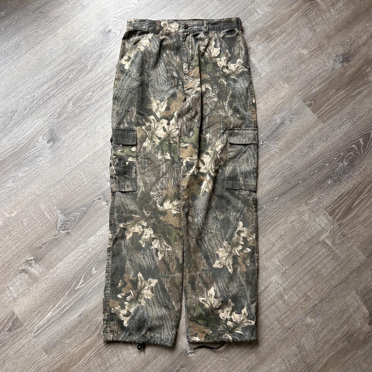 Vintage Jerzees Camo Cargo Baggy Pants Men’s size... - Depop