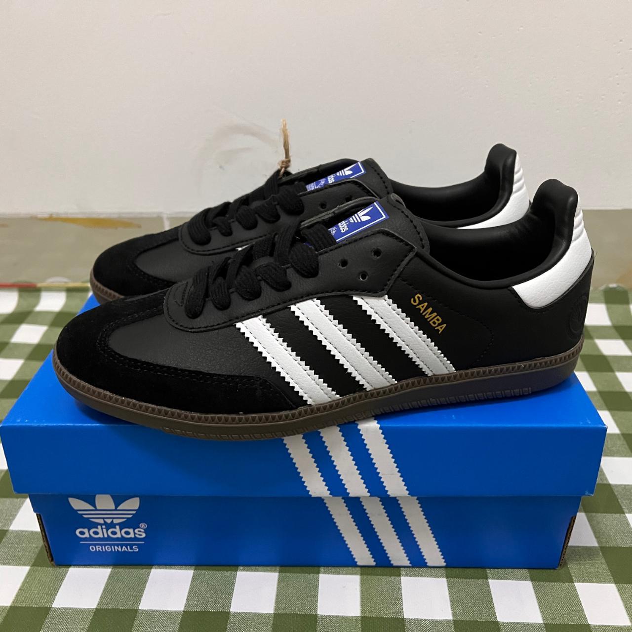 Adidas sambas Size 8 eu 40 Adidas Samba shoes Original - Depop