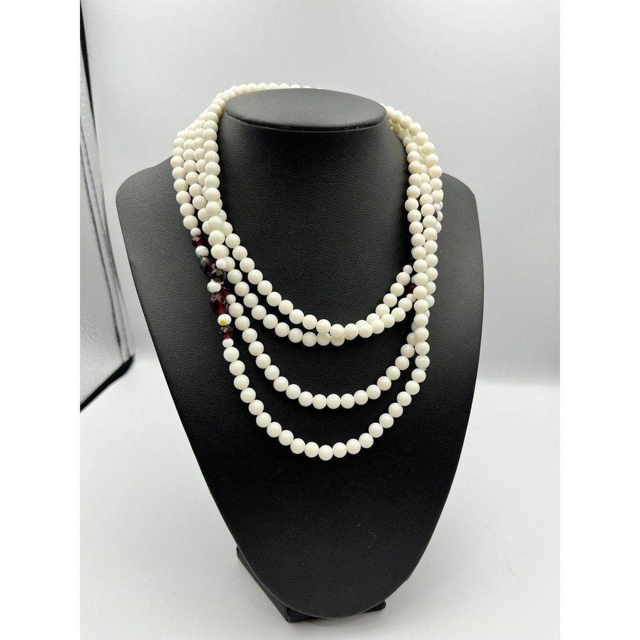 Source Unknown Women's Necklace - White/Red – uni… - image 1