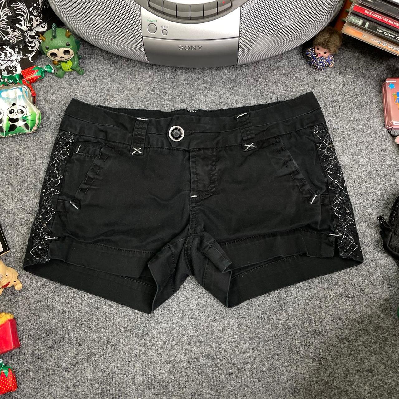 item listed by snottopic