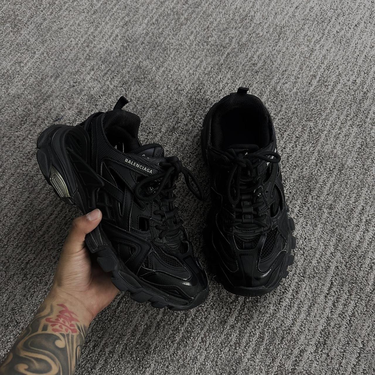 buy balenciaga shoes