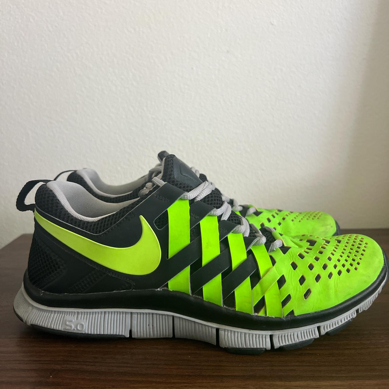 Nike free finger trap best sale