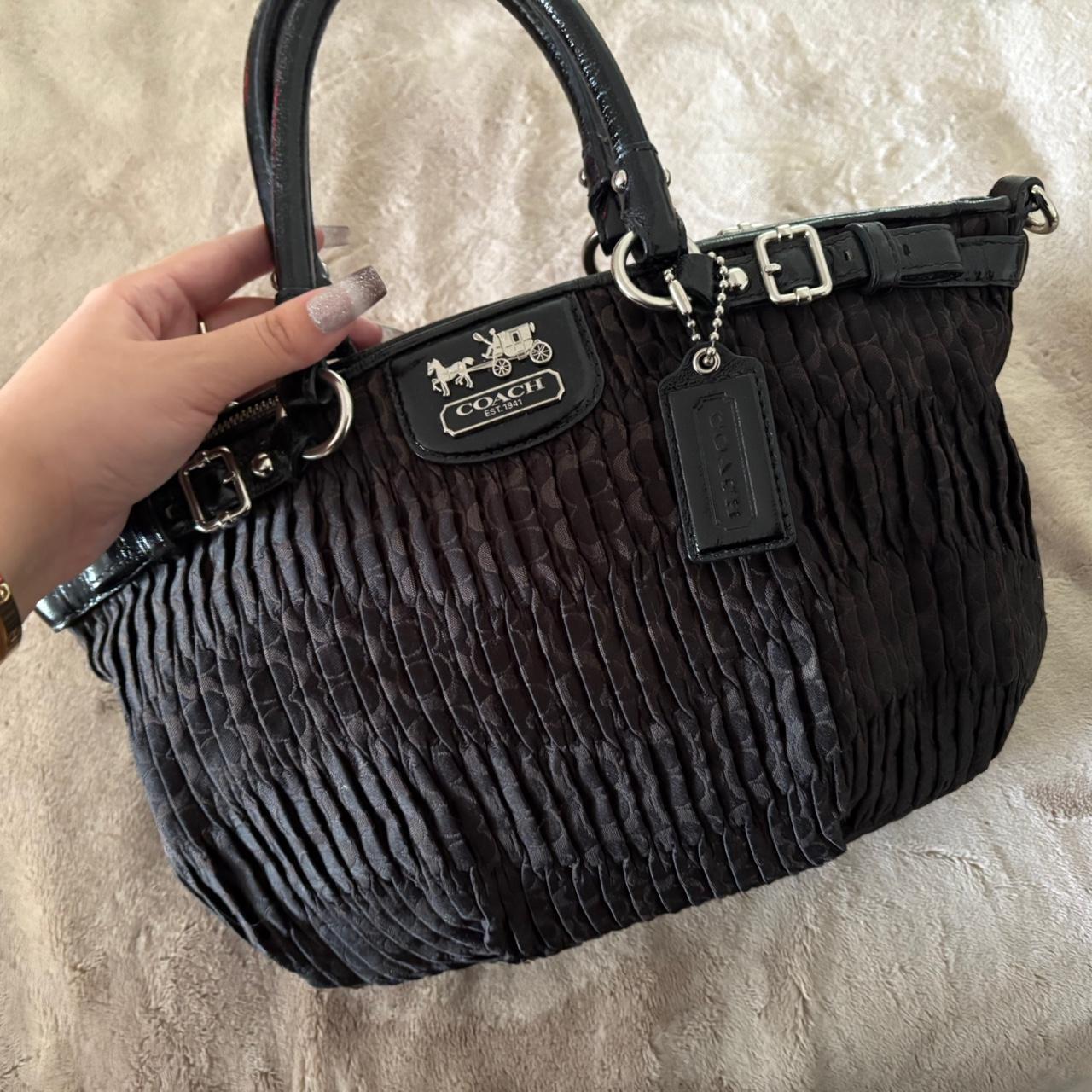 item listed by theredvault