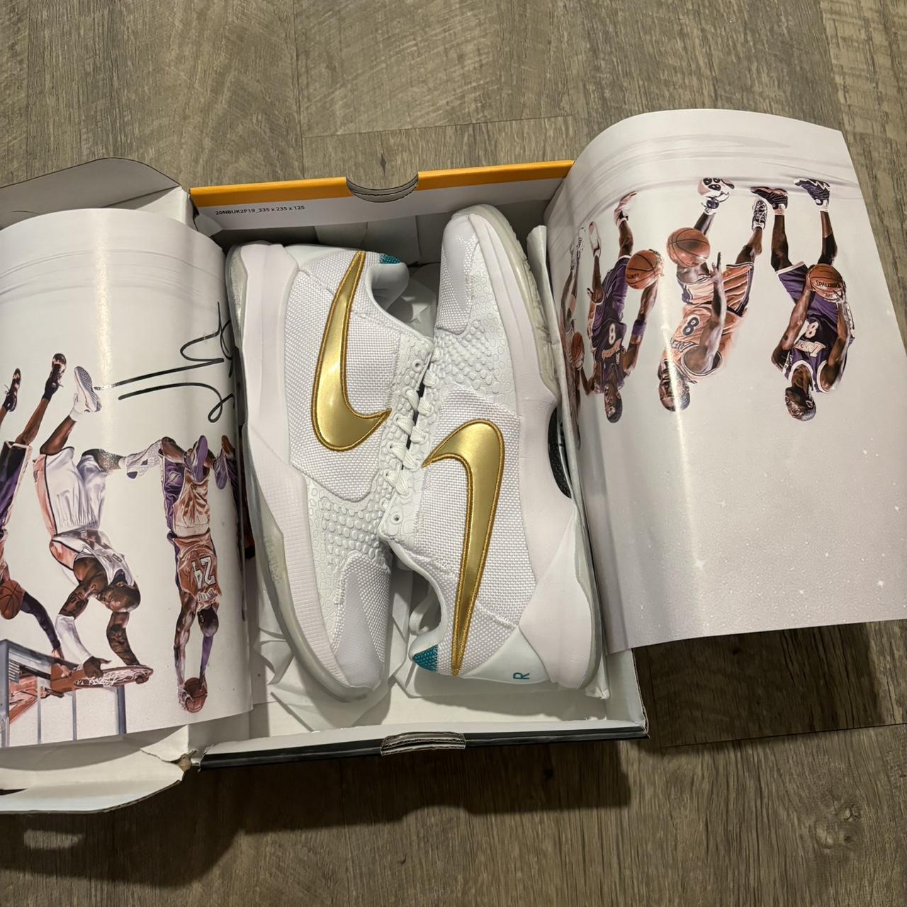 undefeated kobe white
