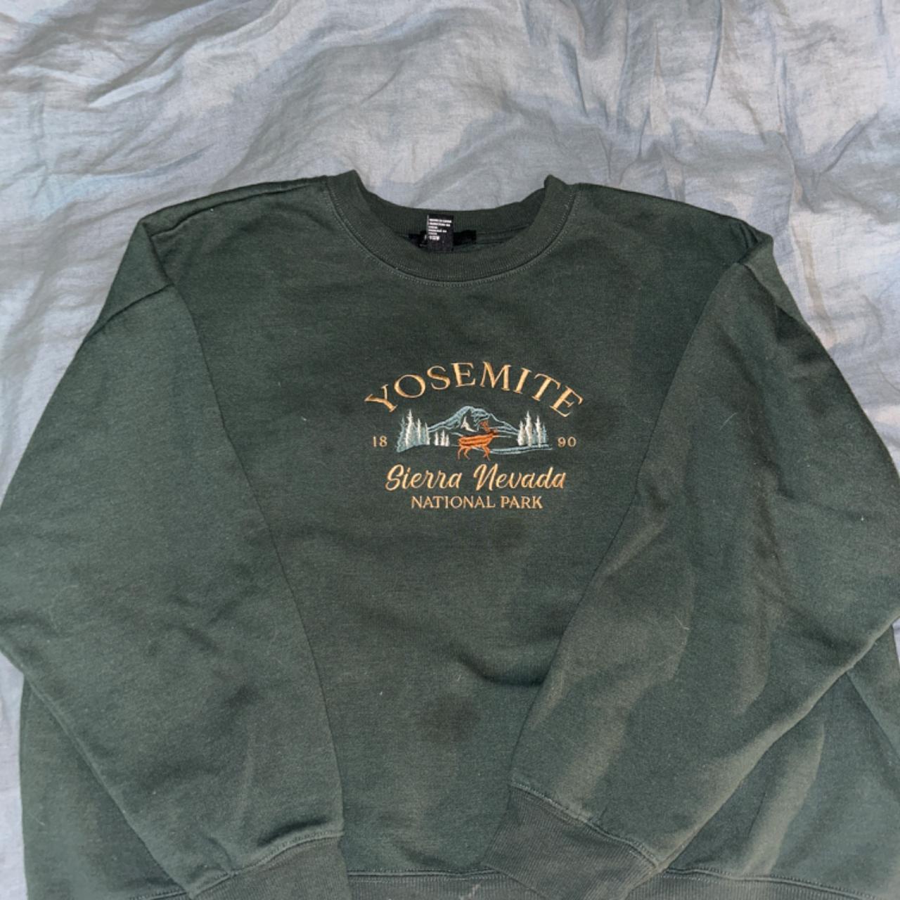 brandy melville green crewneck!! - Depop