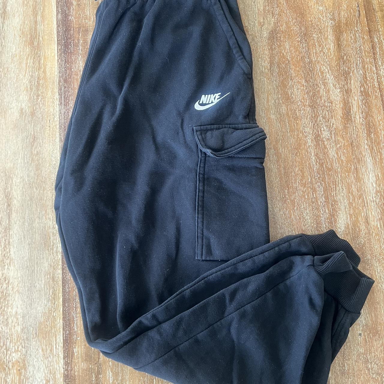 womens nike cargo joggers