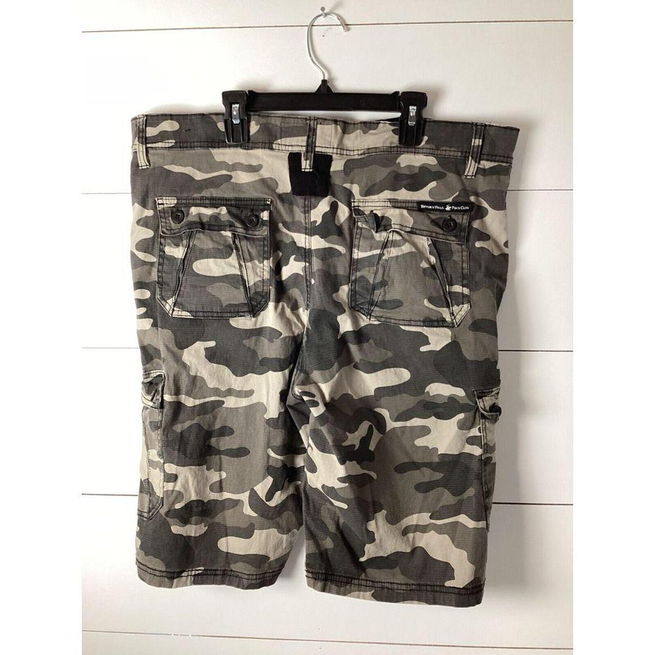 beverly hills polo club Cargo Shorts Men Size 38. Depop