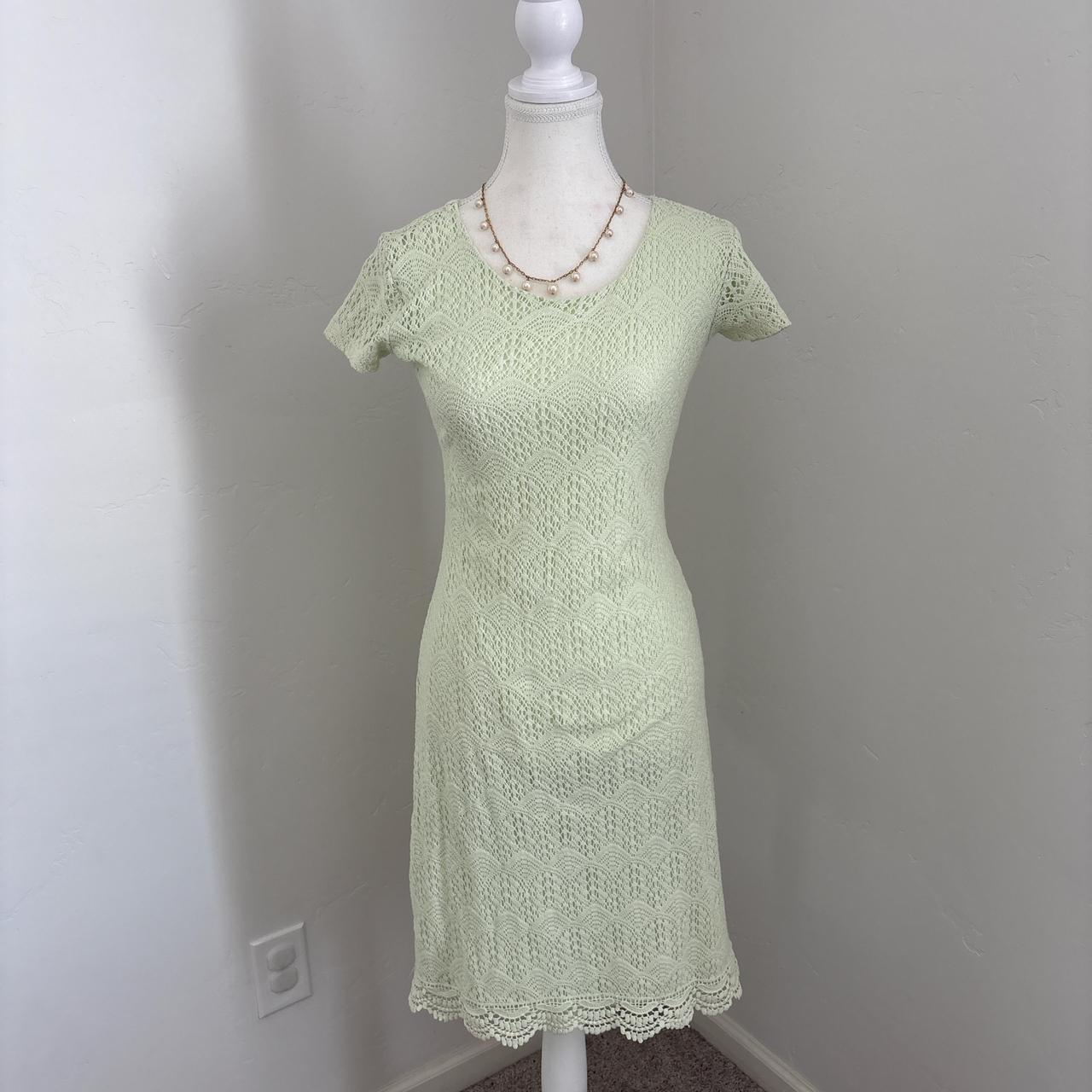 item listed by 12dollar_shop
