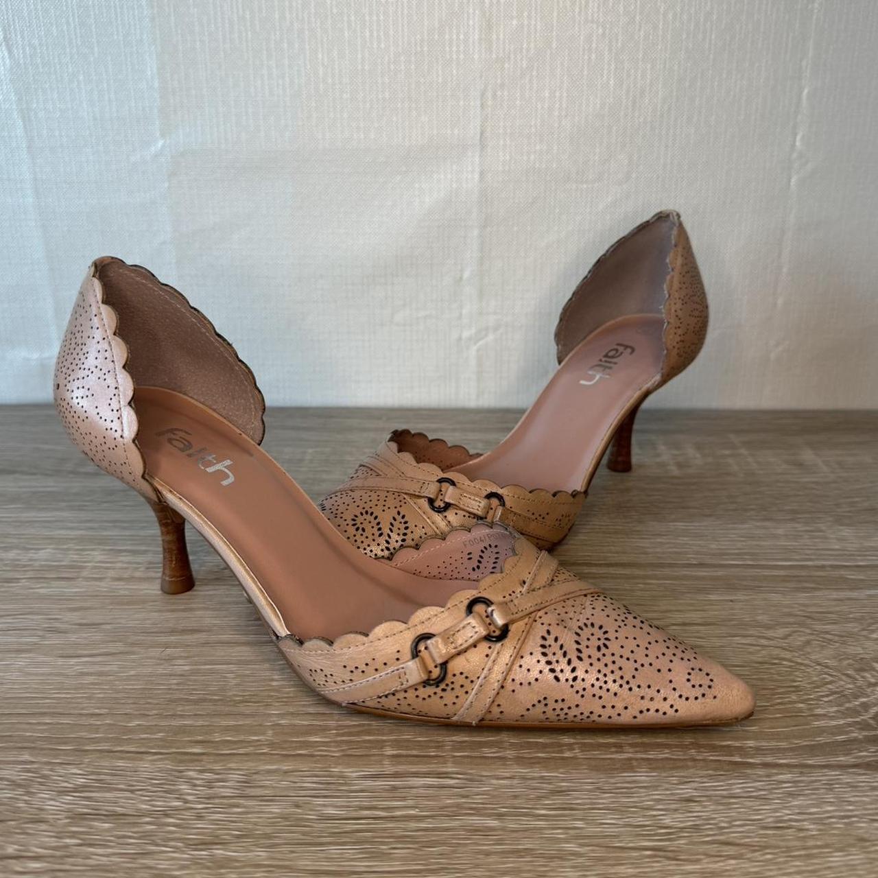 Vintage faith Brown tan leather kitten heel shoes. Depop