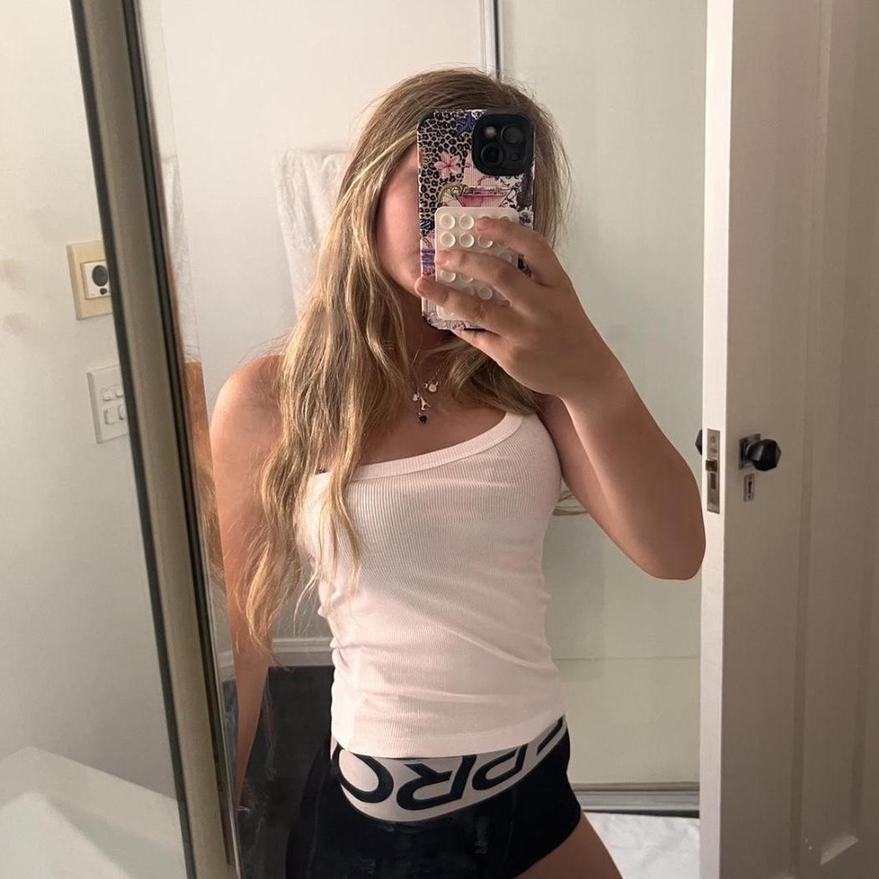 item listed by iulsdmit01