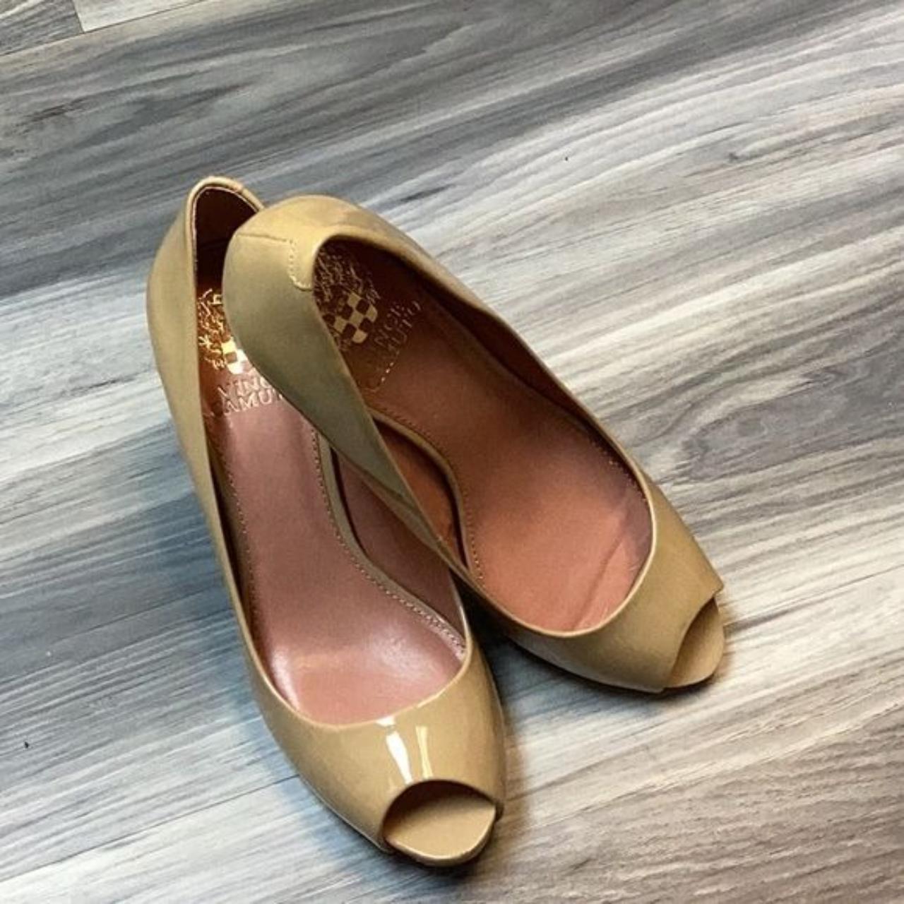 vince camuto tan heels