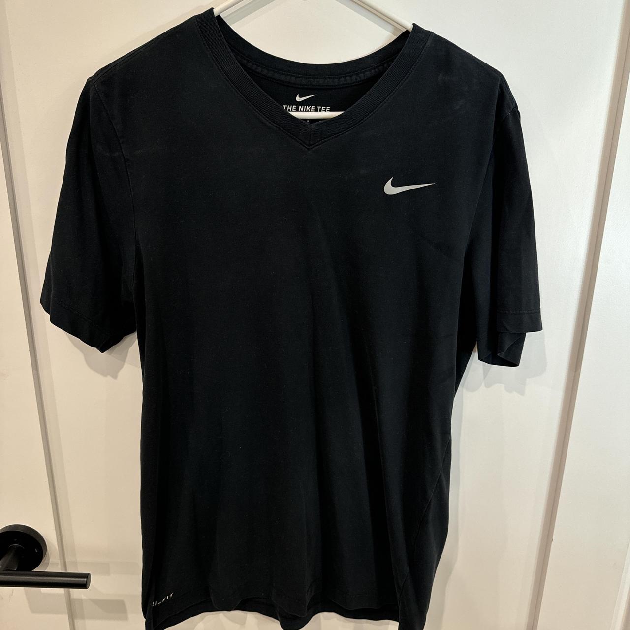 mens nike v neck dri fit