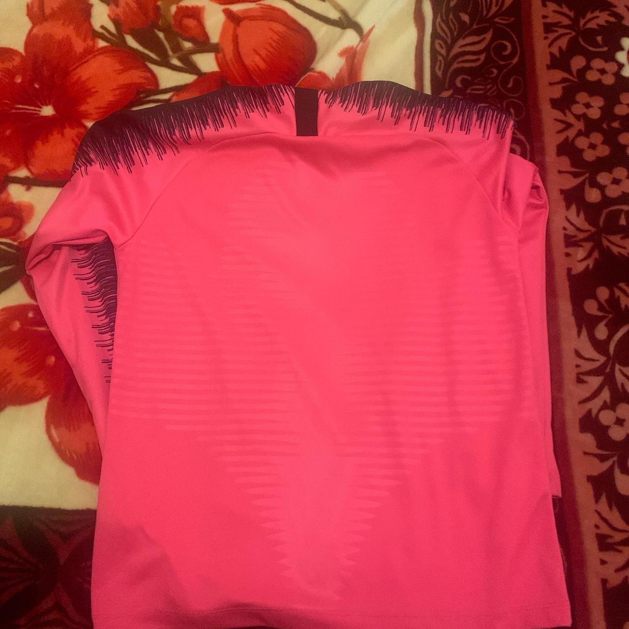 psg pink top