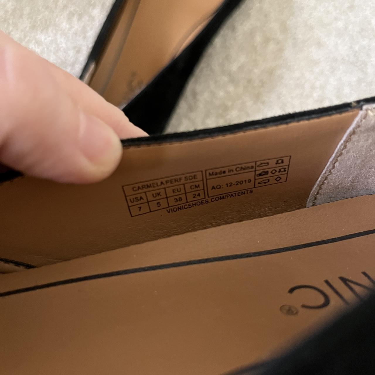 Vionic Black Suede Flats Size 7 Floral cut out... - Depop