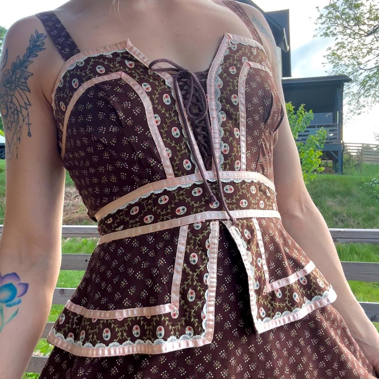 Gorgeous brown peplum Gunne Sax Maxi-length... - Depop