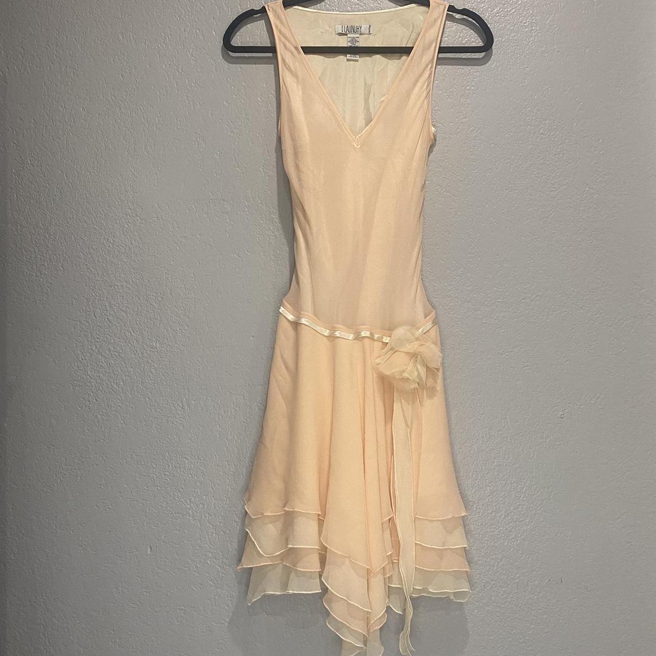 Laundry by Shelli Segal Flowy Peach Silk Chiffon... - Depop