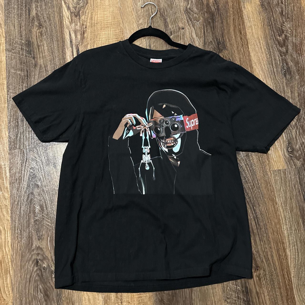 Supreme vampirella - Depop