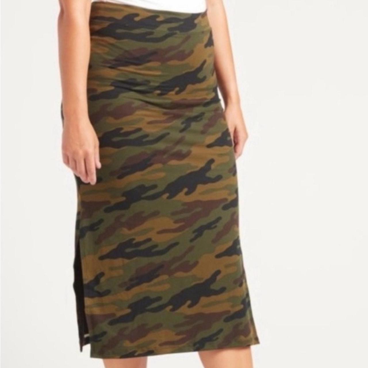 NWT Evereve Sundry Camo Midi Skirt Medium Size. Depop