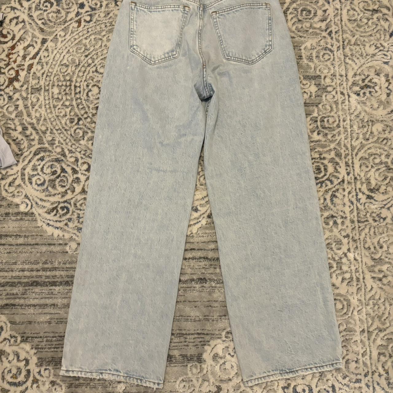item listed by kalesflores1