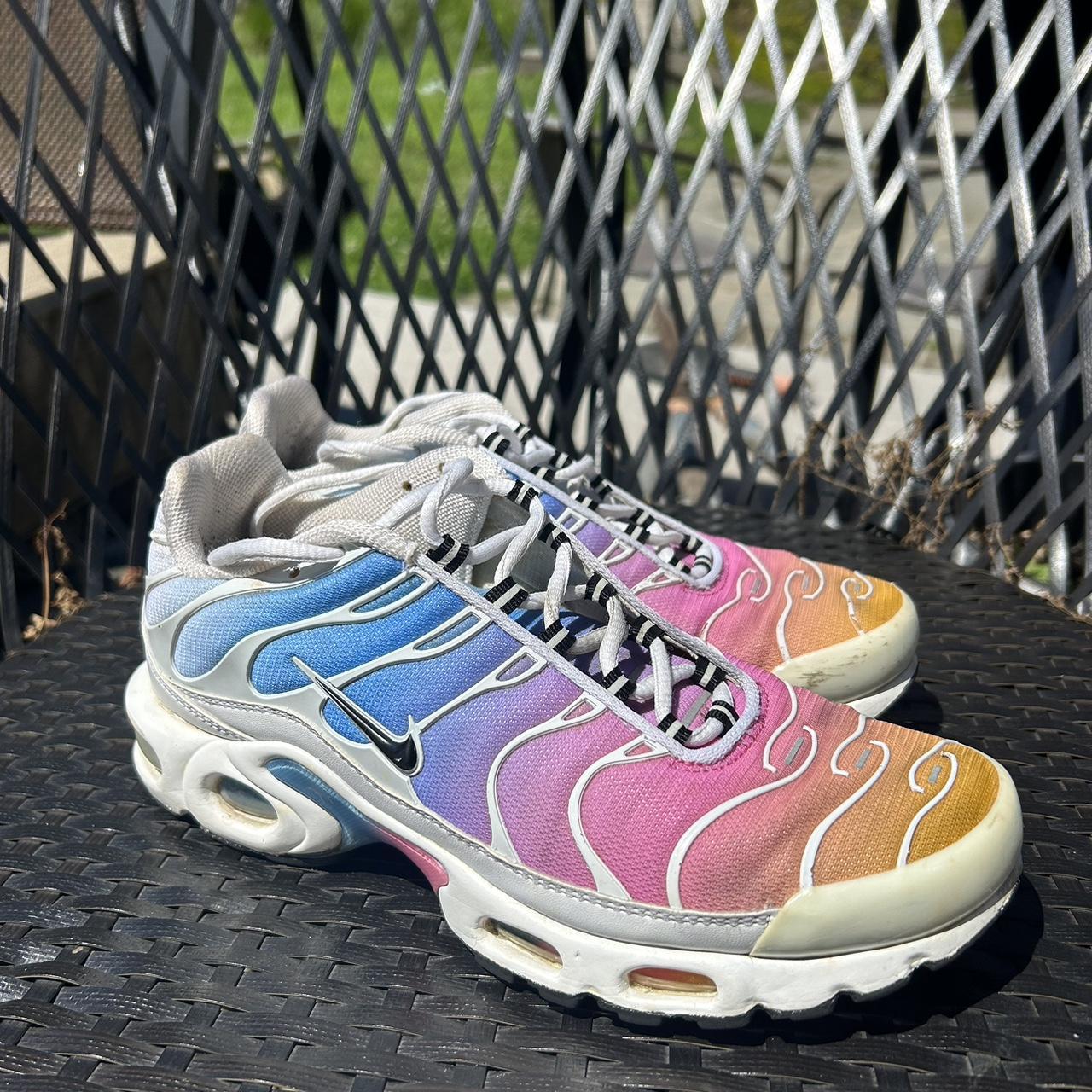 nike summer gradient