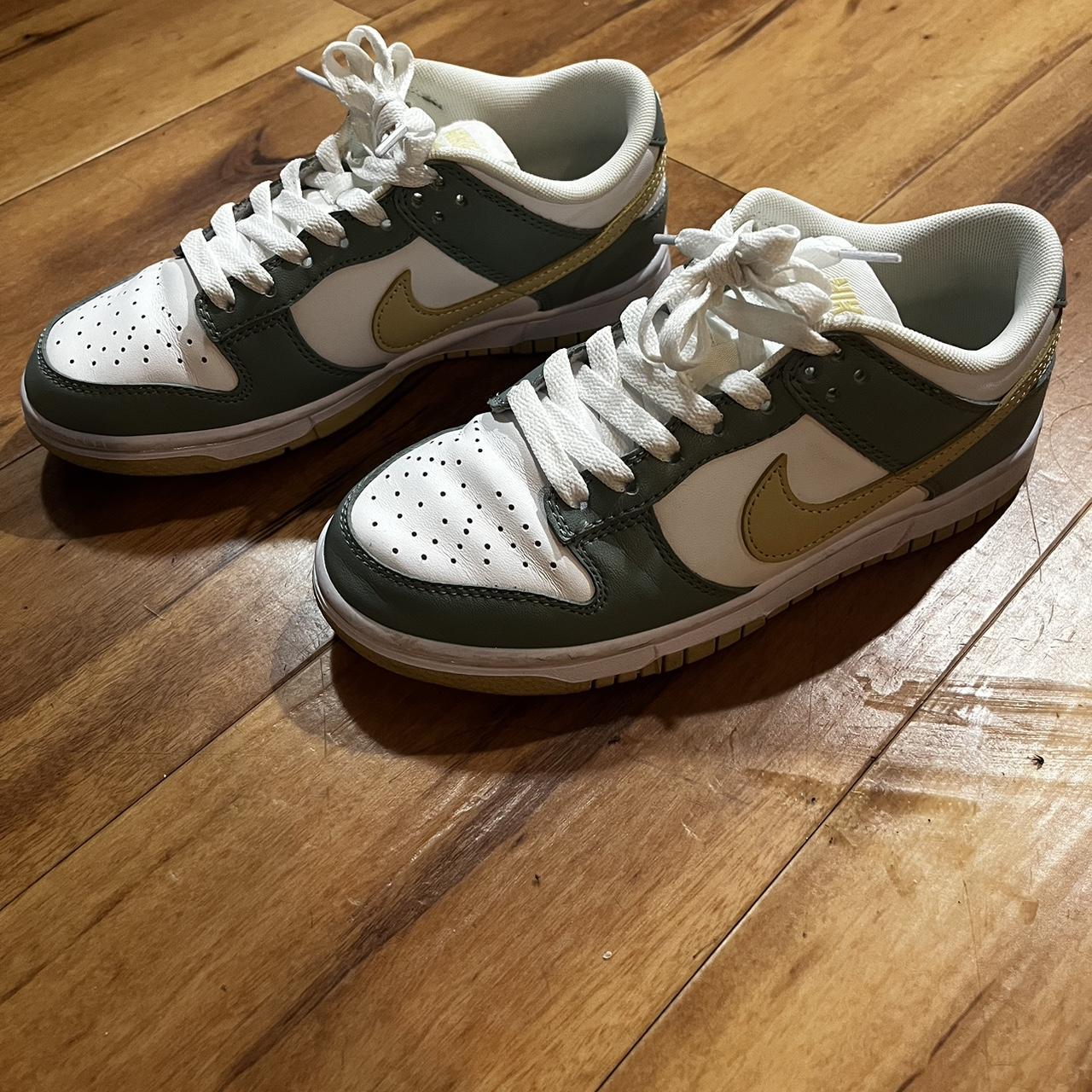 nike dunk ladies