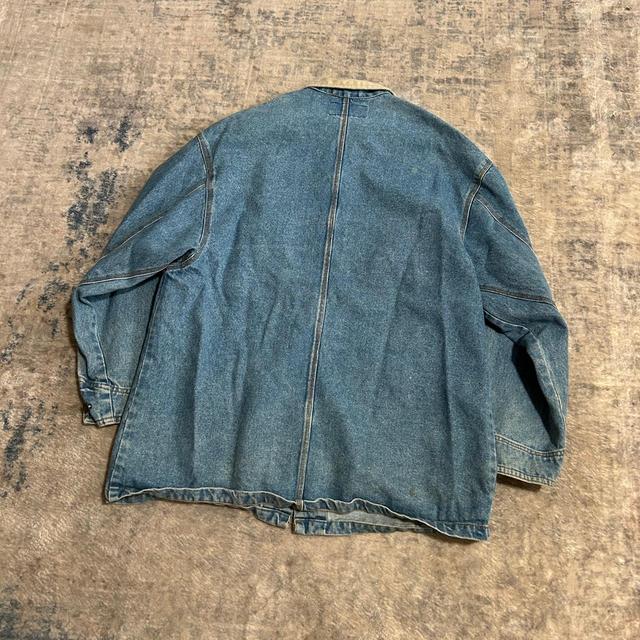 Vintage 1990s Denim chore jacket with a cream collar size large, photo 2