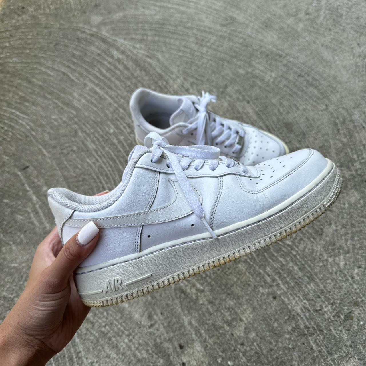 Air force 1 07 women's white size 7.5 best sale