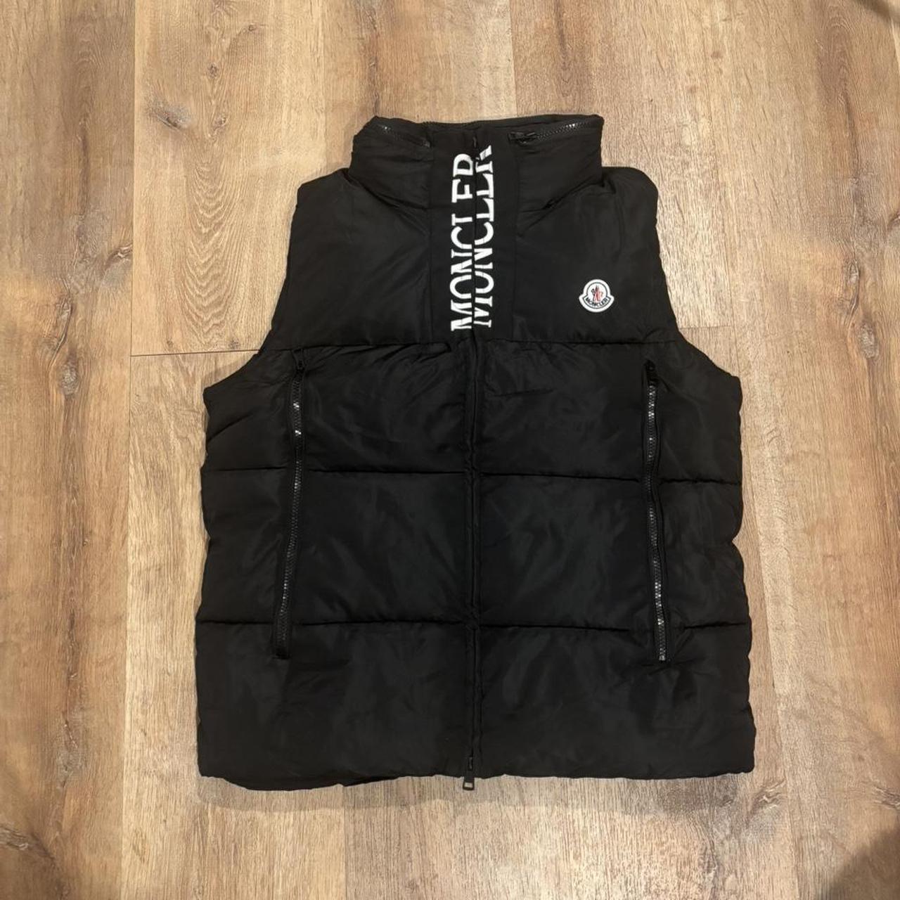 【ZP】MONCLER/MAGLIONE TRICOT GILET/L Moncler Maglione Tricot Gilet Vest Jacket Knit | Depop