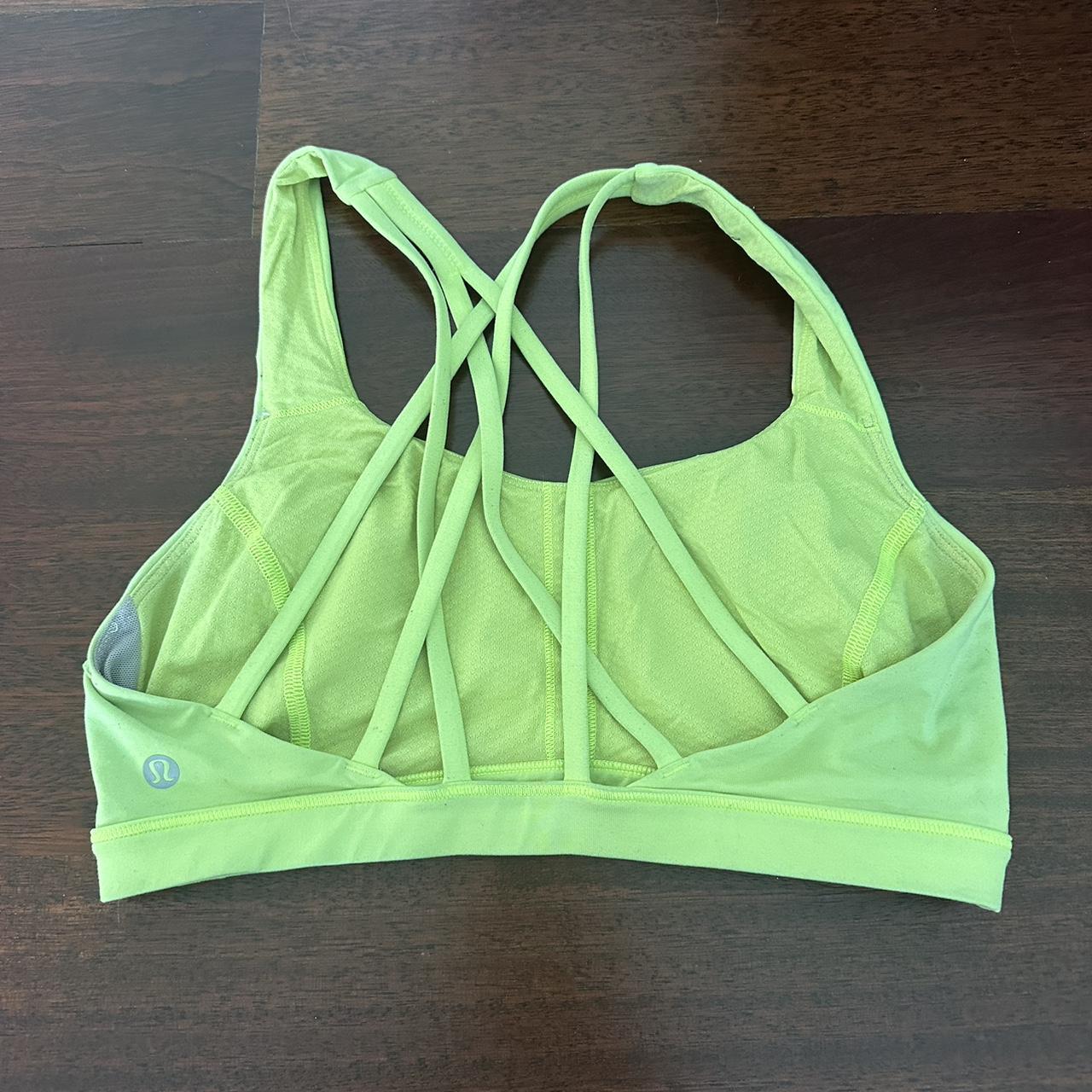 Lululemon sports bra slight discoloration - Depop