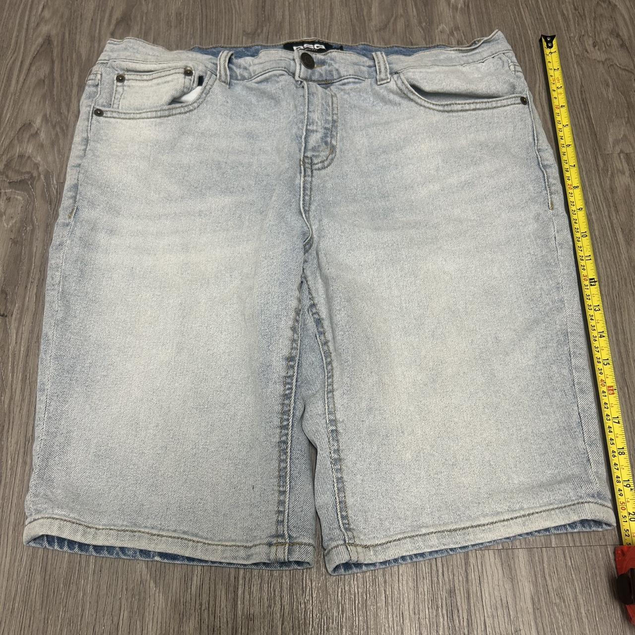 item listed by ilov3j4c3lyn