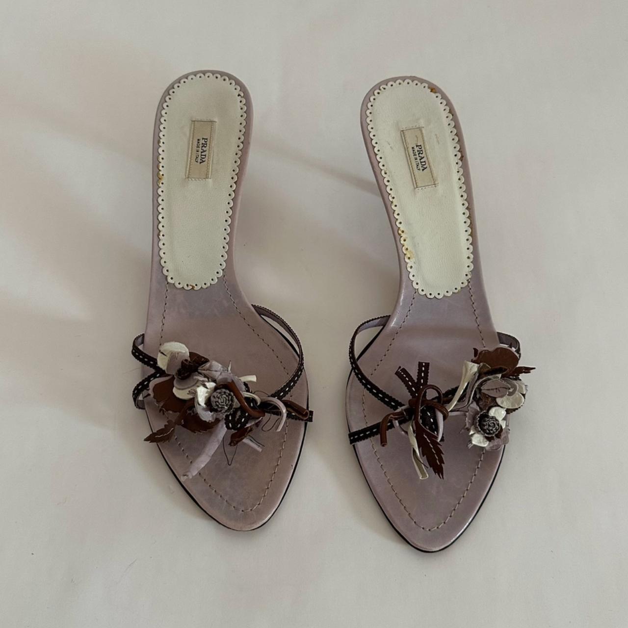 Leather sandal Prada Green size 38.5 EU in Leather - 46727417