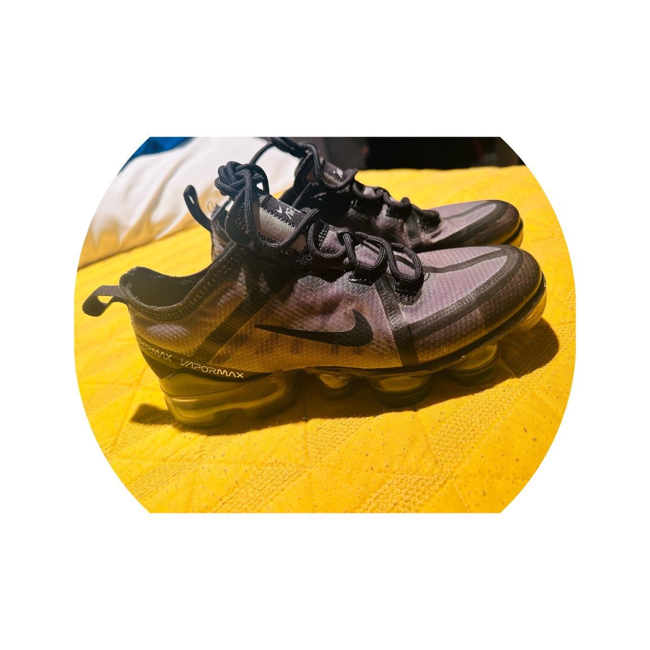 Nike air vapormax 2019 junior size 4 best sale