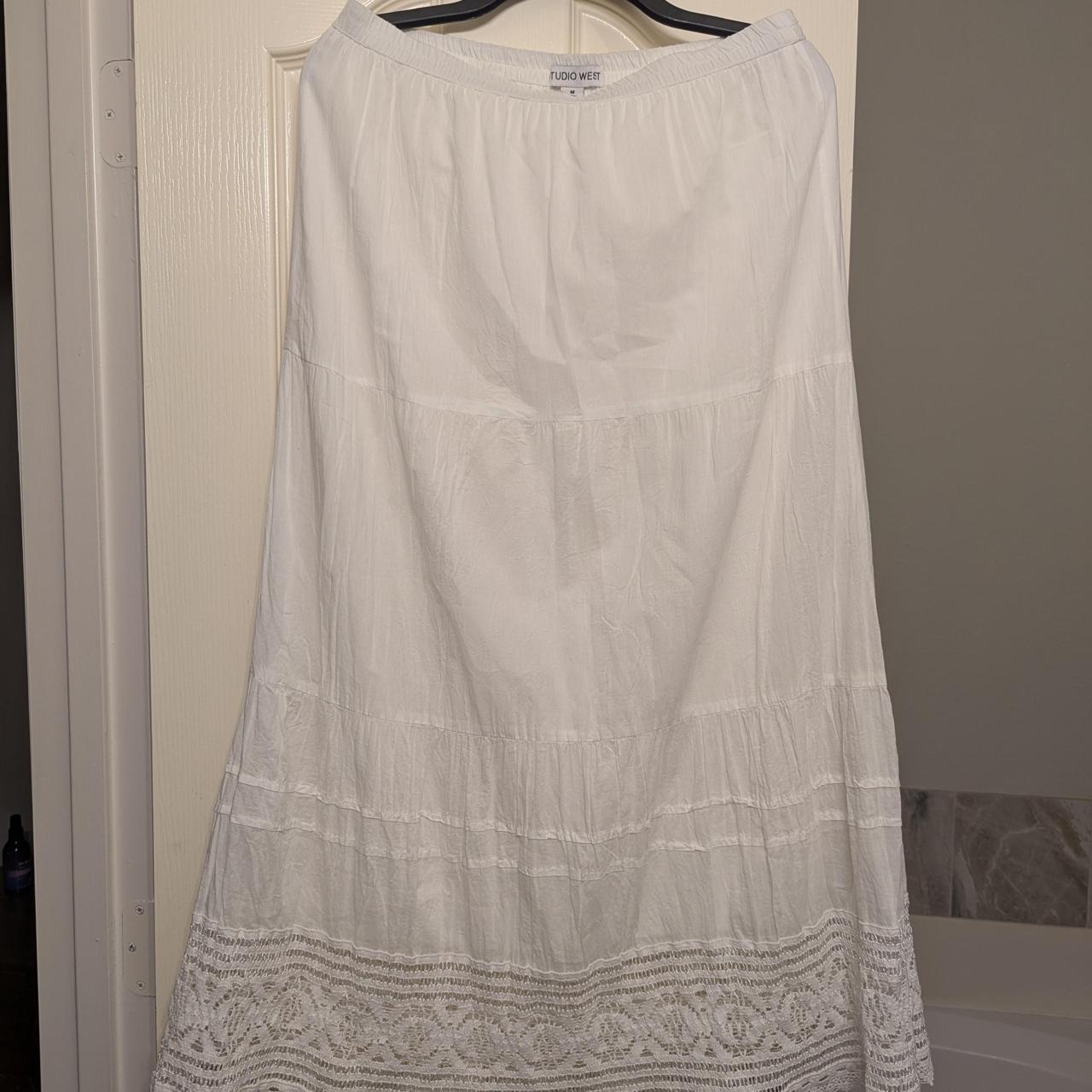 Women's Skirt - White - M – Studio West white max… - image 1