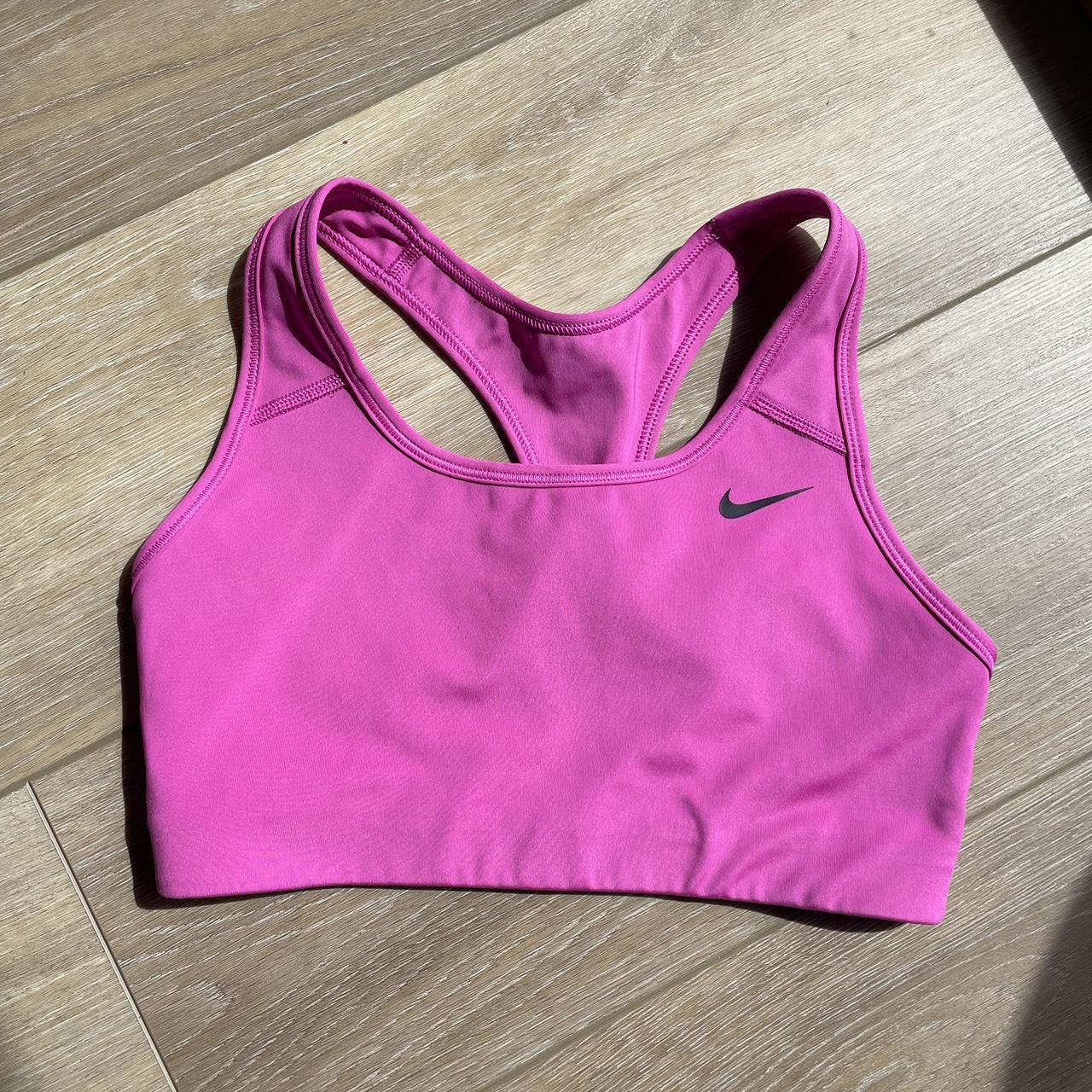 Nike pink sports bra Size small Perfect condition - Depop