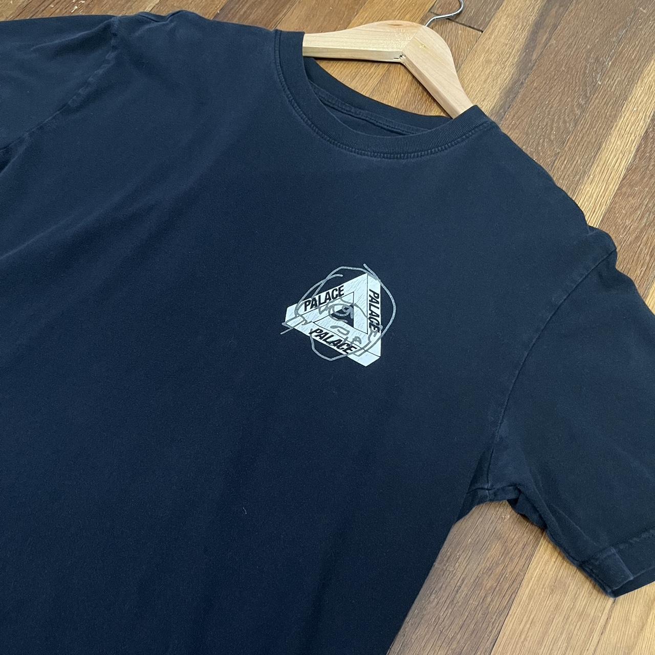 Palace Men's Black T-shirt