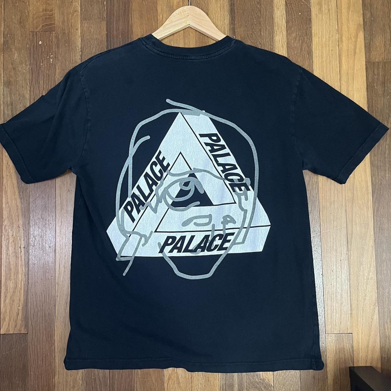 Palace Men's Black T-shirt (3)