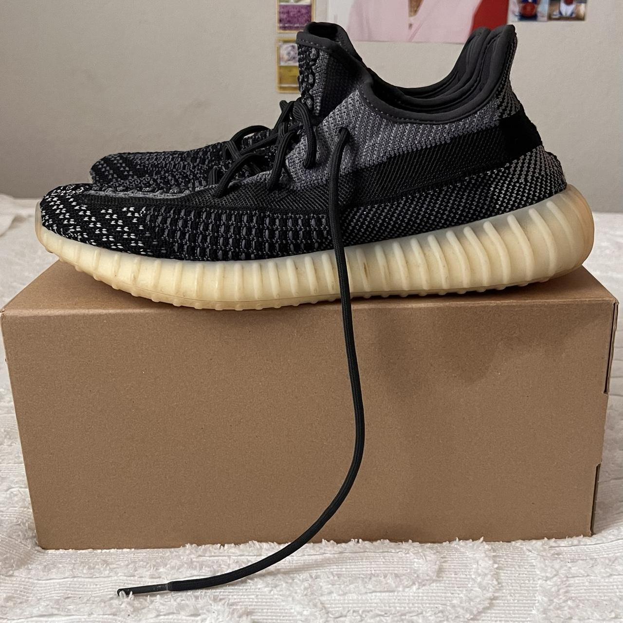 yeezy carbon stock
