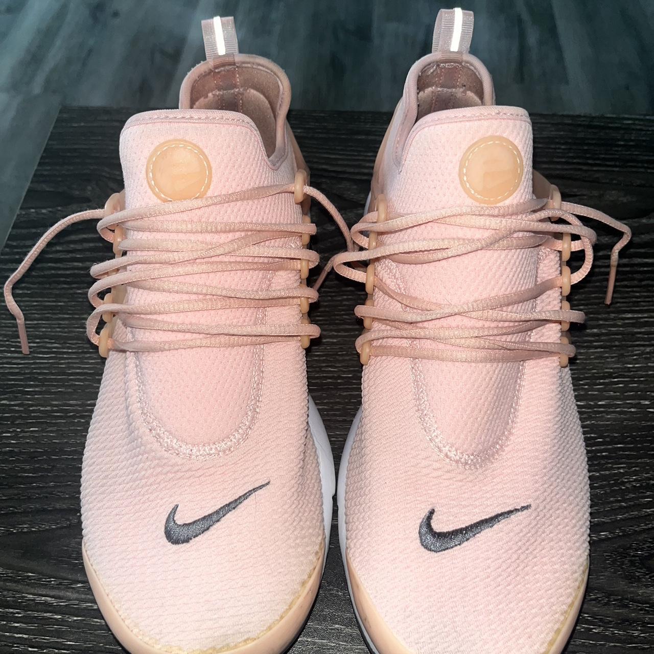 Womens pink prestos hotsell