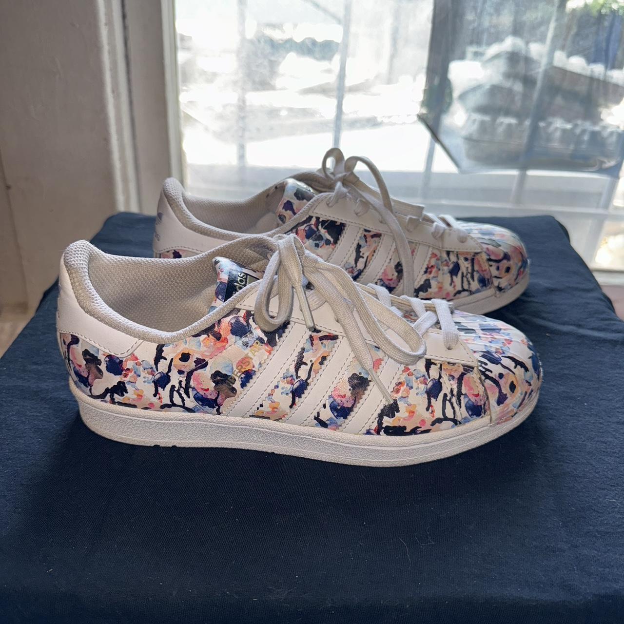 ADIDAS SUPERSTAR US Mens Size 6 Watercolor Clam. Depop