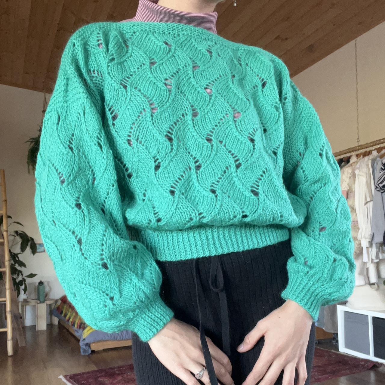 women-s-green-jumper-depop