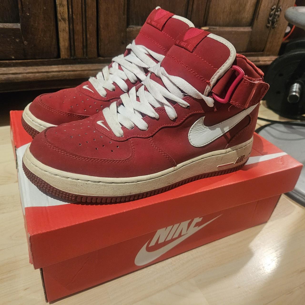 Nike air force 1 valentine's day 2005 best sale