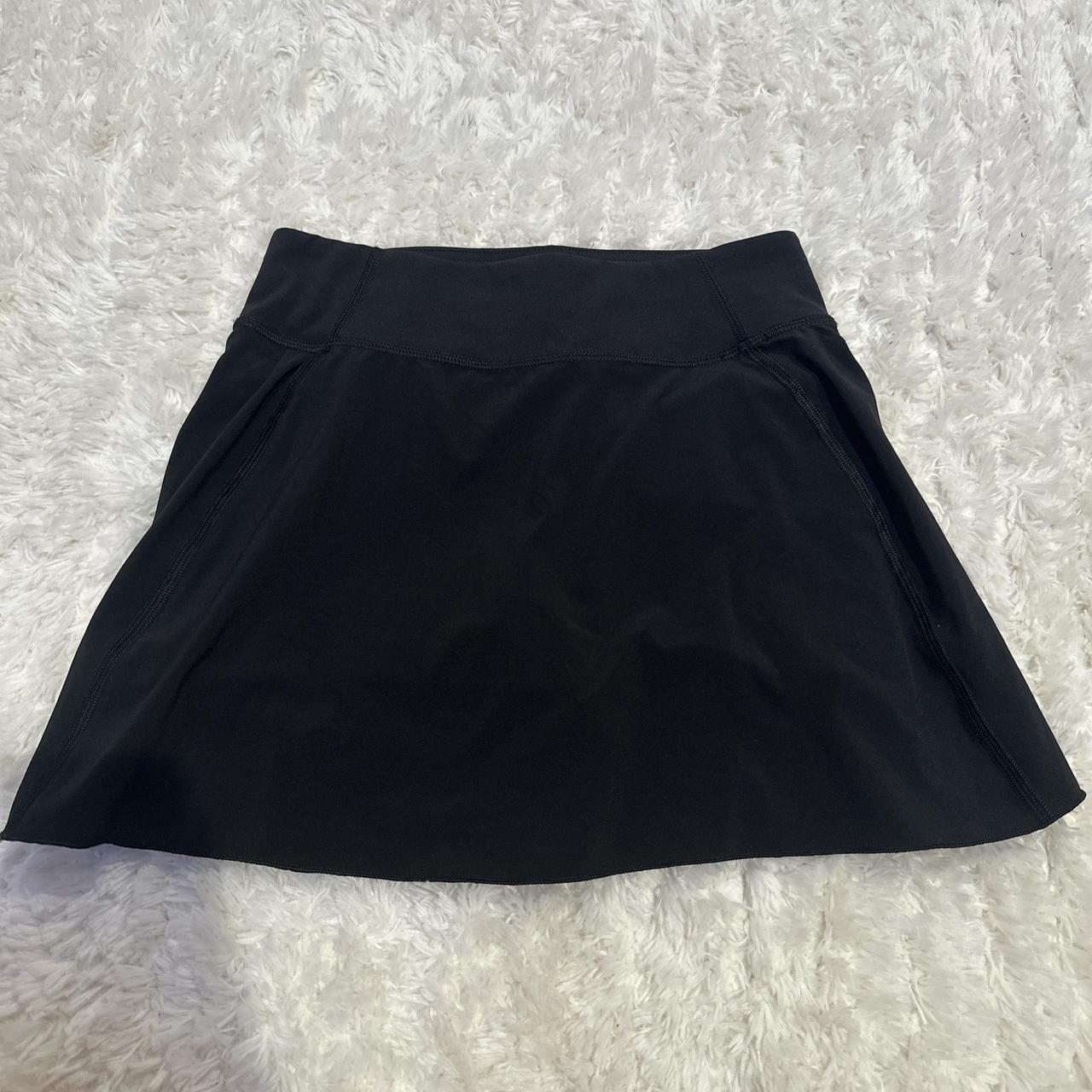 Aritzia Xs athletic skirt - Depop