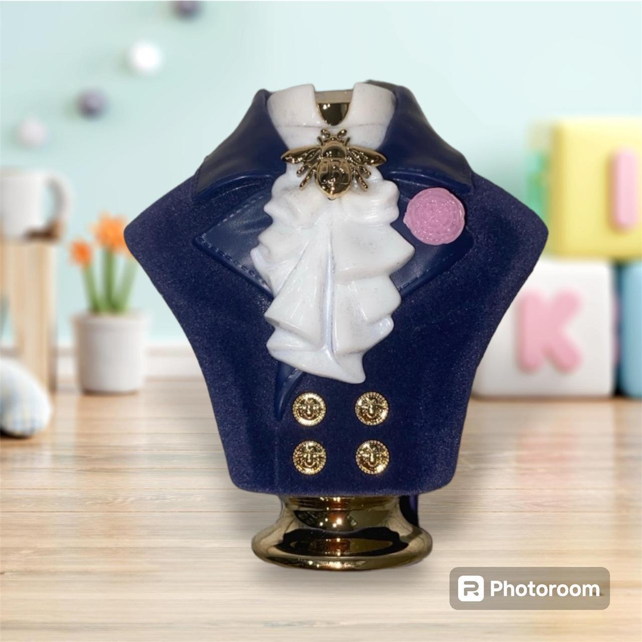 Bath and Body Works Bee with Bust Wallflower Plug... Depop