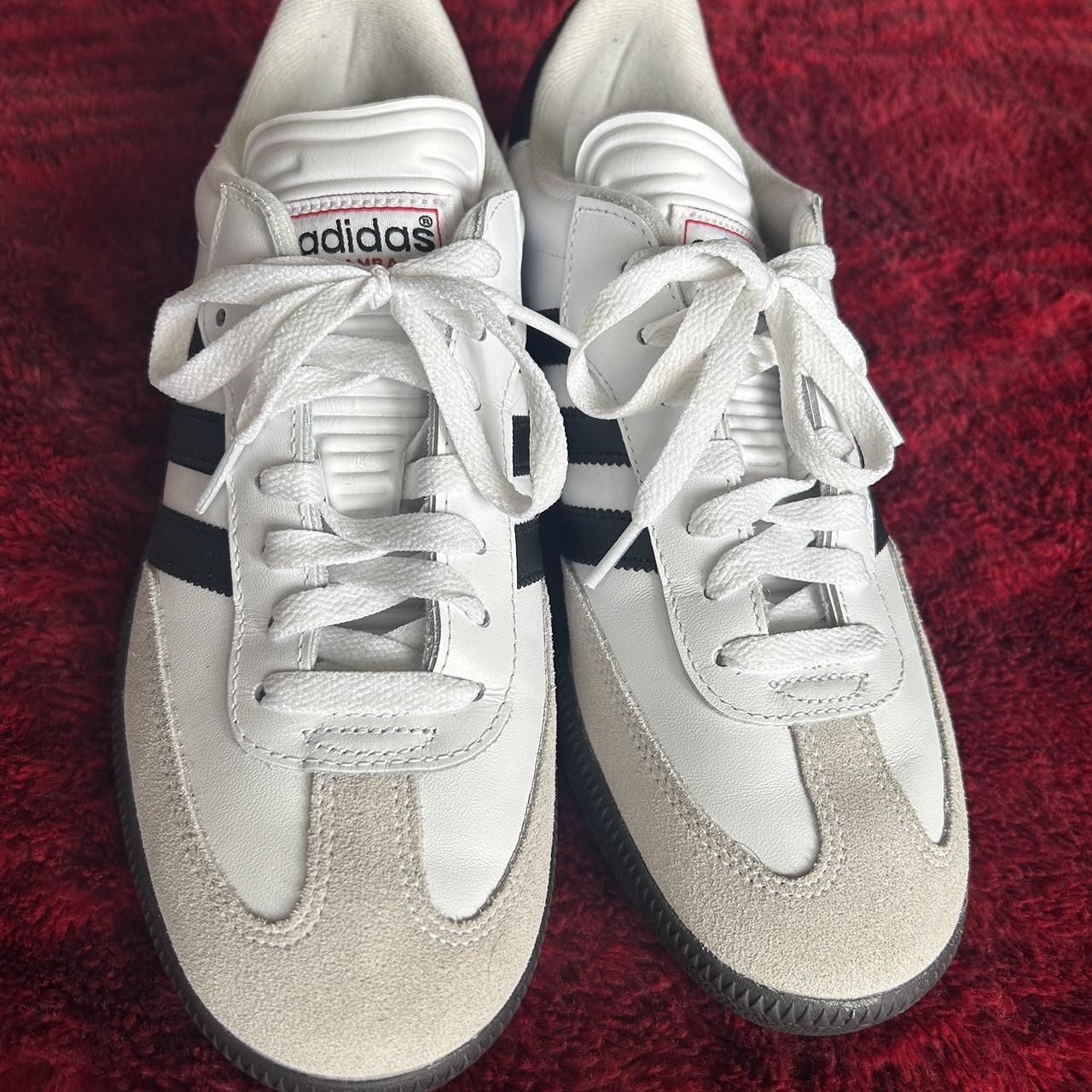 Adidas Men's White and Black Trainers | Depop
